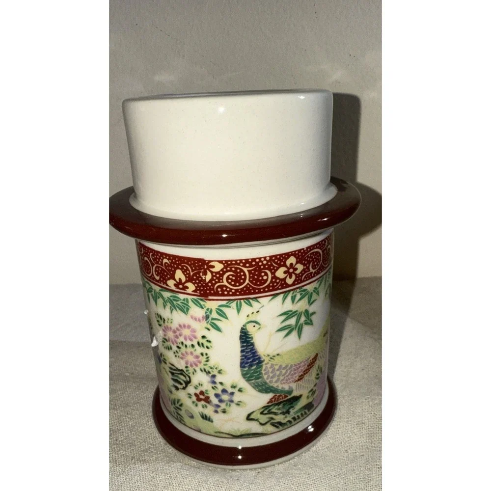 Vintage Asian Motif Porcelain Colonial Candle Holder Cape Cod‎ Peacocks Flowers
